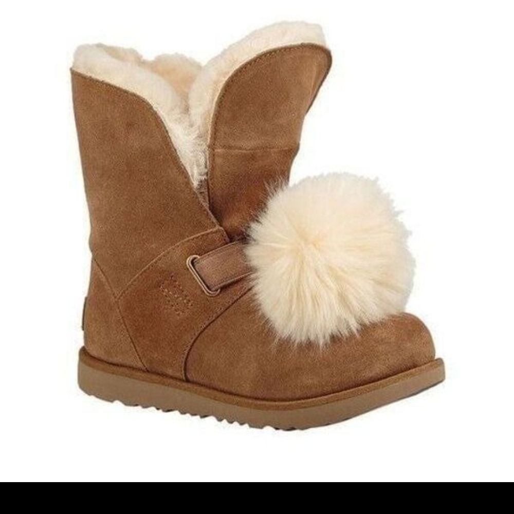 UGG Isley Chestnut Winter Boots with Cream Fur Pom